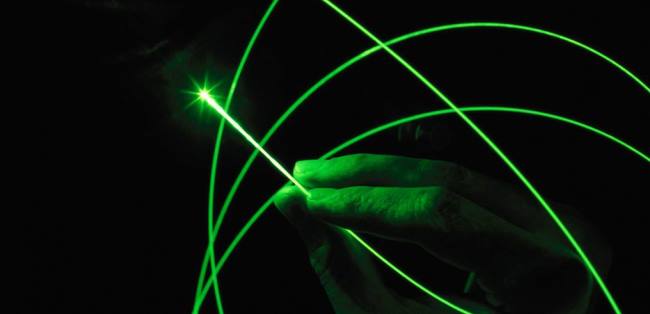 常見的網(wǎng)絡(luò)傳輸介質(zhì) - 計算機(jī)網(wǎng)絡(luò)基礎(chǔ)