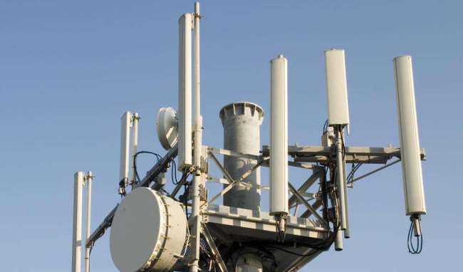 常見的網(wǎng)絡(luò)傳輸介質(zhì) - 計算機(jī)網(wǎng)絡(luò)基礎(chǔ)